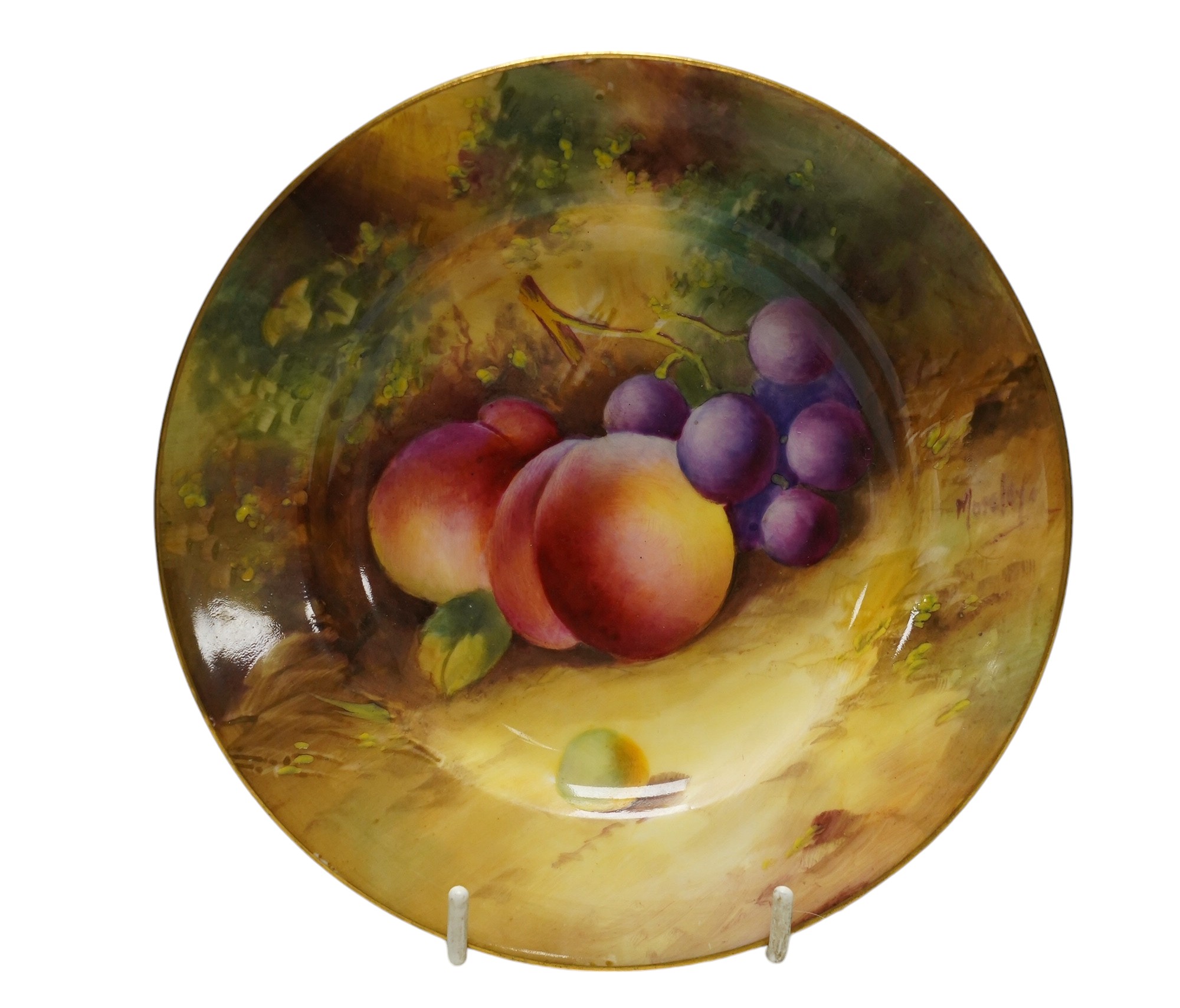 An early 20th century Worcester fruit painted cabinet plate, by George Moseley, 15.5cm diameter. Condition - good